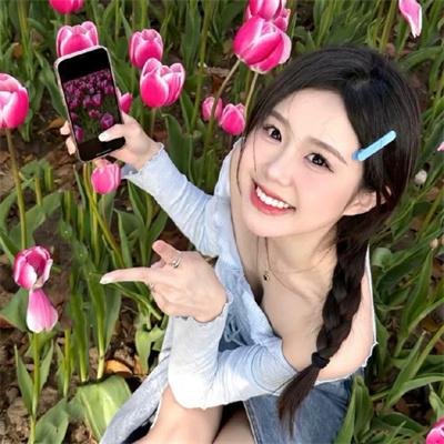 香烟女孩封面